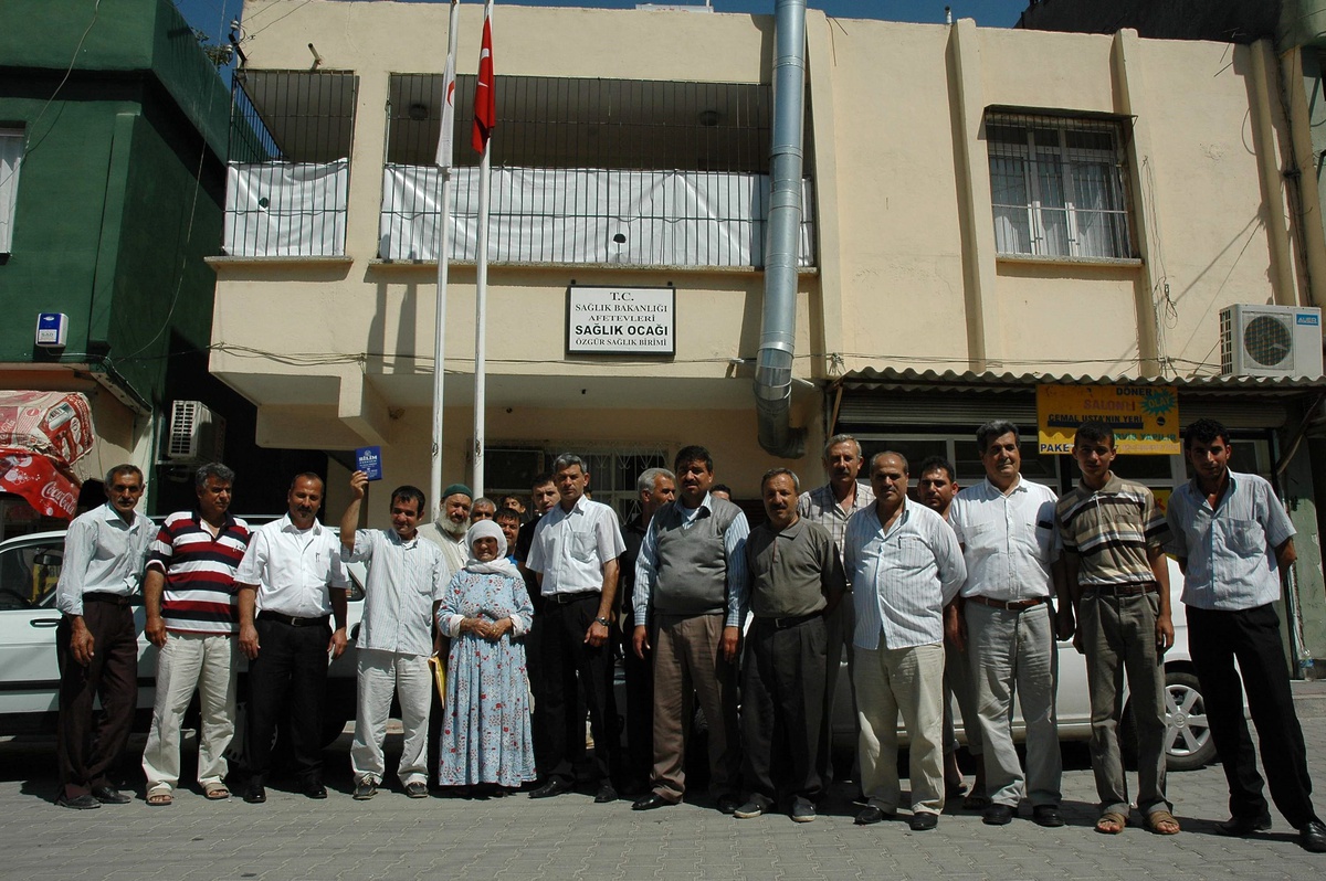 Mahalle Sakinlerinin Sağlık Ocağı İsyanı