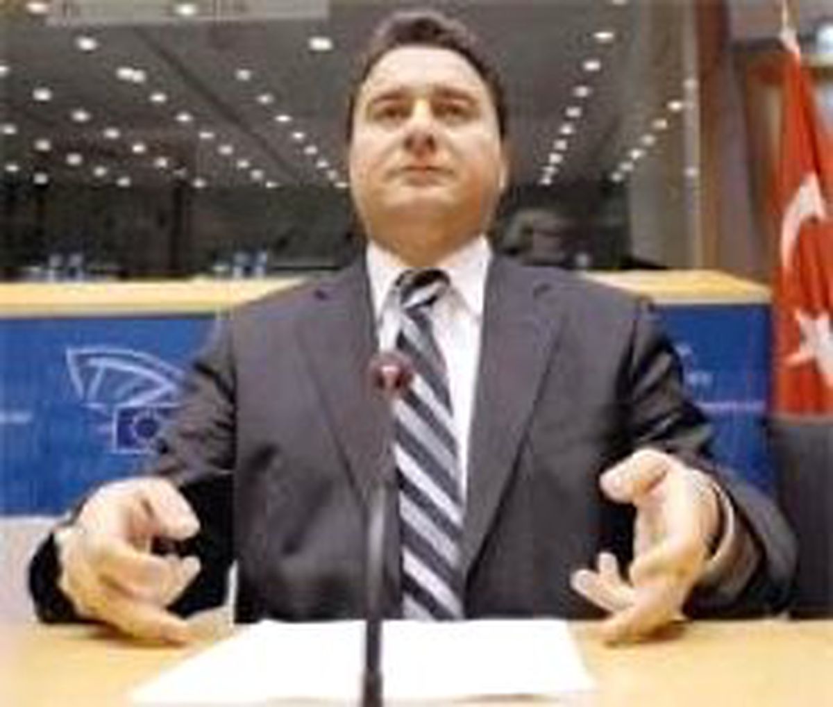 Babacan: Müslümanların da Dini Özgürlük Sorunu Var
