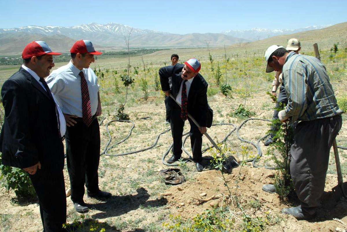 Van İl Sağlık Müdürü Dr. Özer'in Gürpınar Ziyareti
