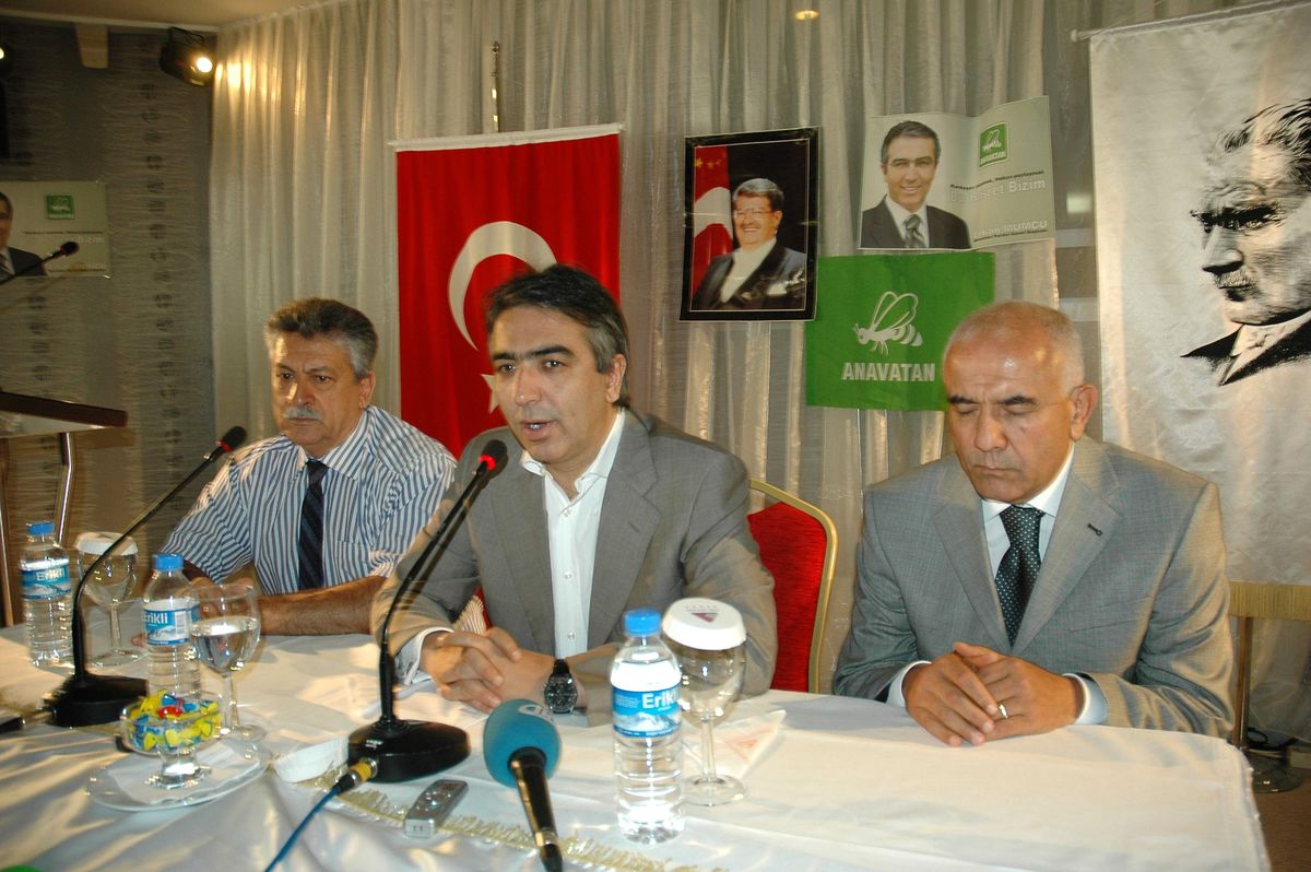 Anavatan Lideri Mumcu Adana'da