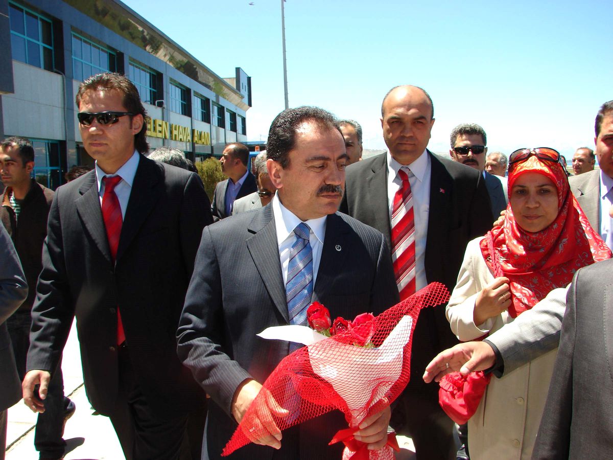 BBP Genel Başkanı Yazıcıoğlu Van'da