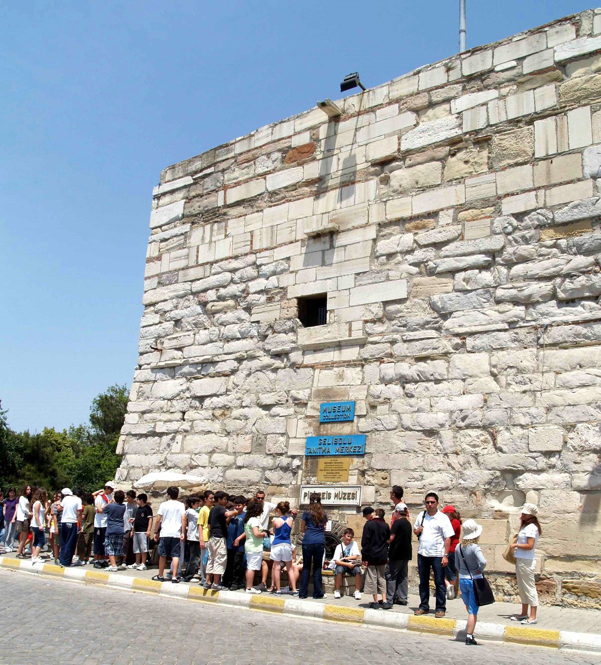 Gelibolu'ya Ziyaretçi Akını