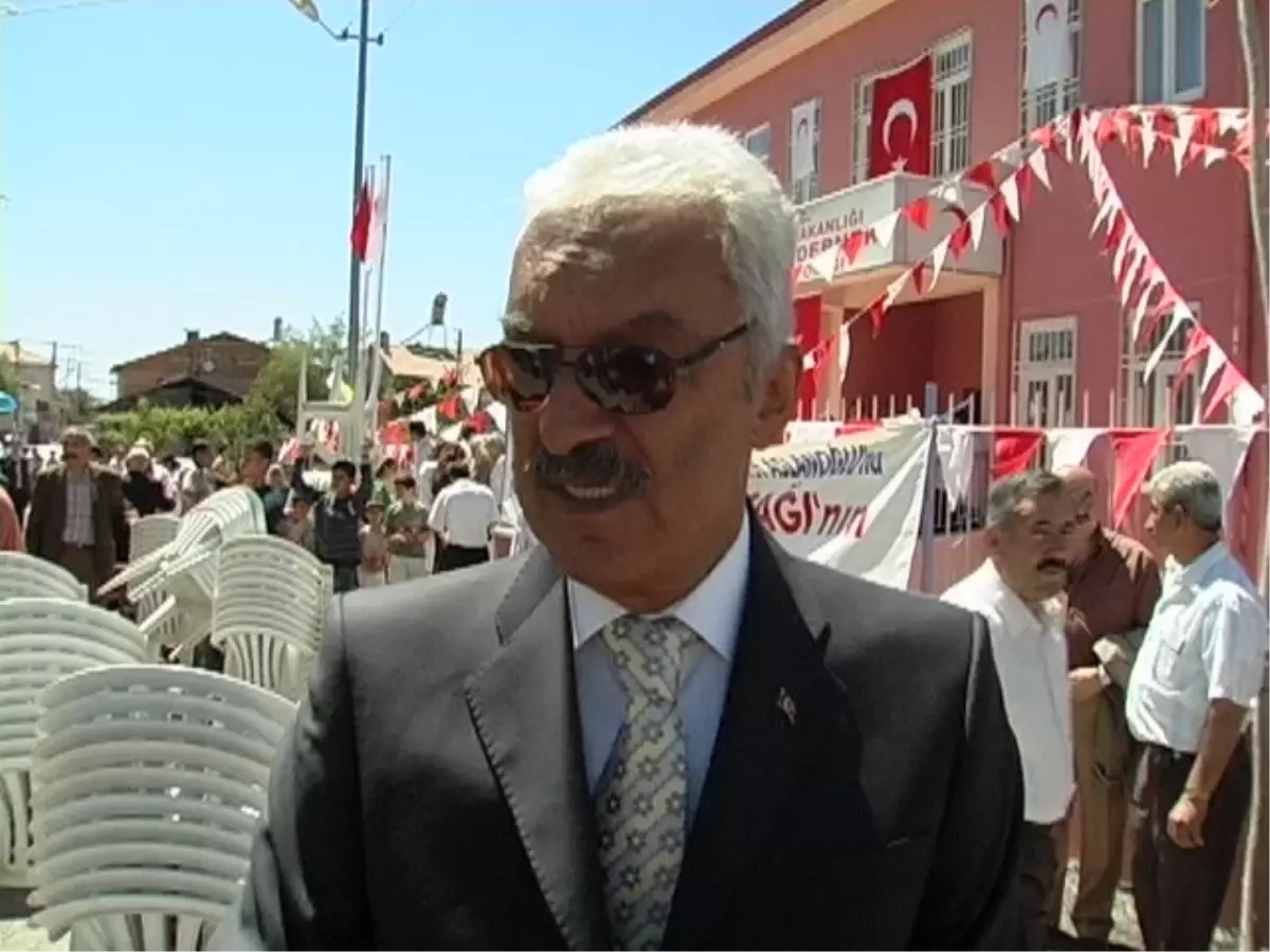 İstanbul Üniversitesi Rektörü Parlak\'tan Kontenjan Artırımı Açıklaması