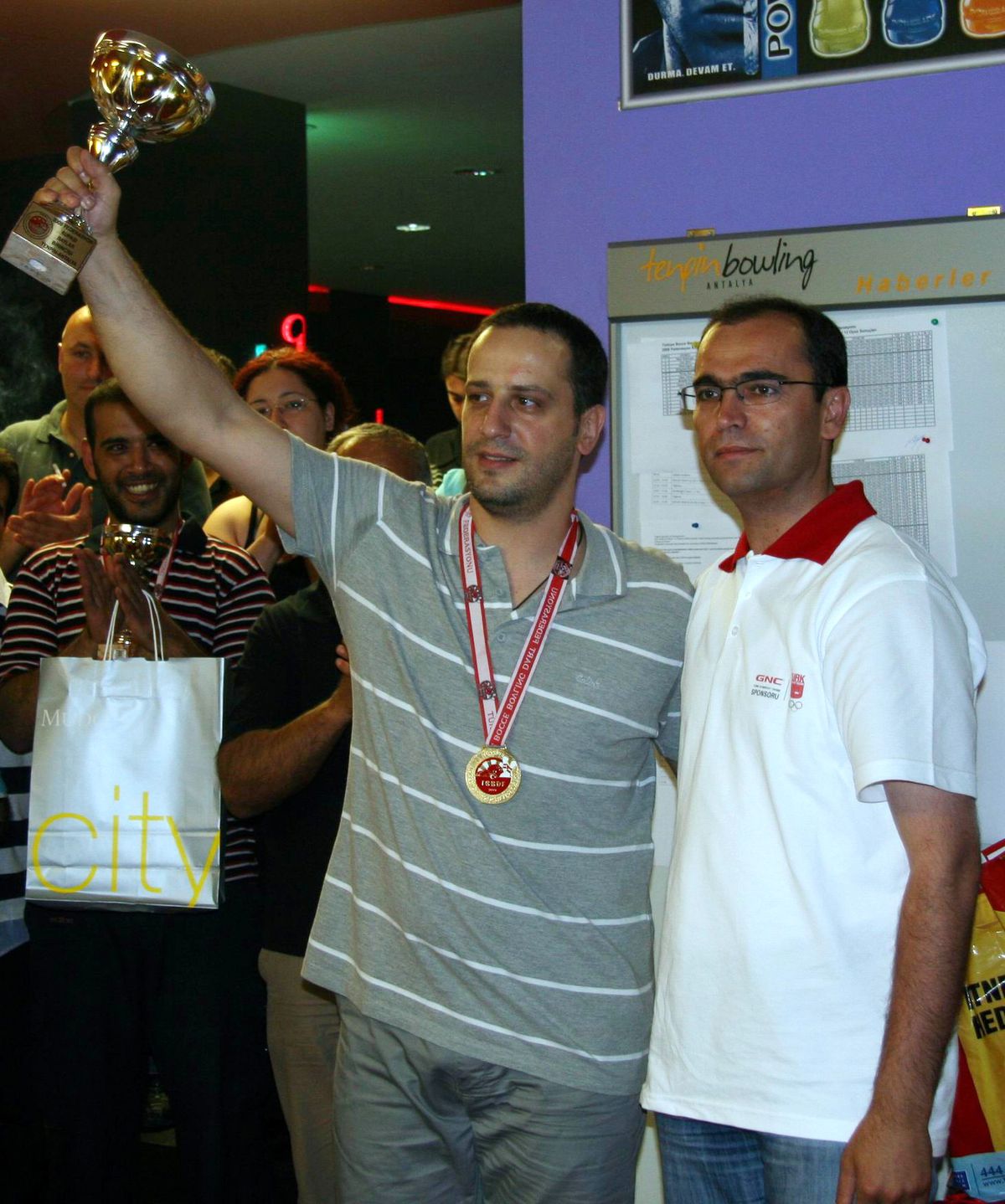 Antalya'da Bowling Turnuvası