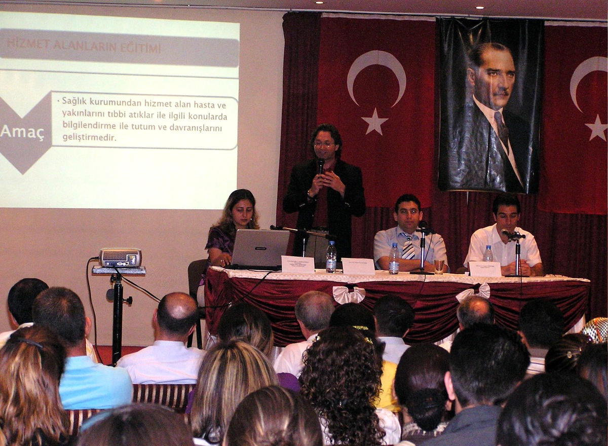 Gaziantep'te 'Tıbbi Atık Yönetimi' Konulu Seminer Düzenlendi