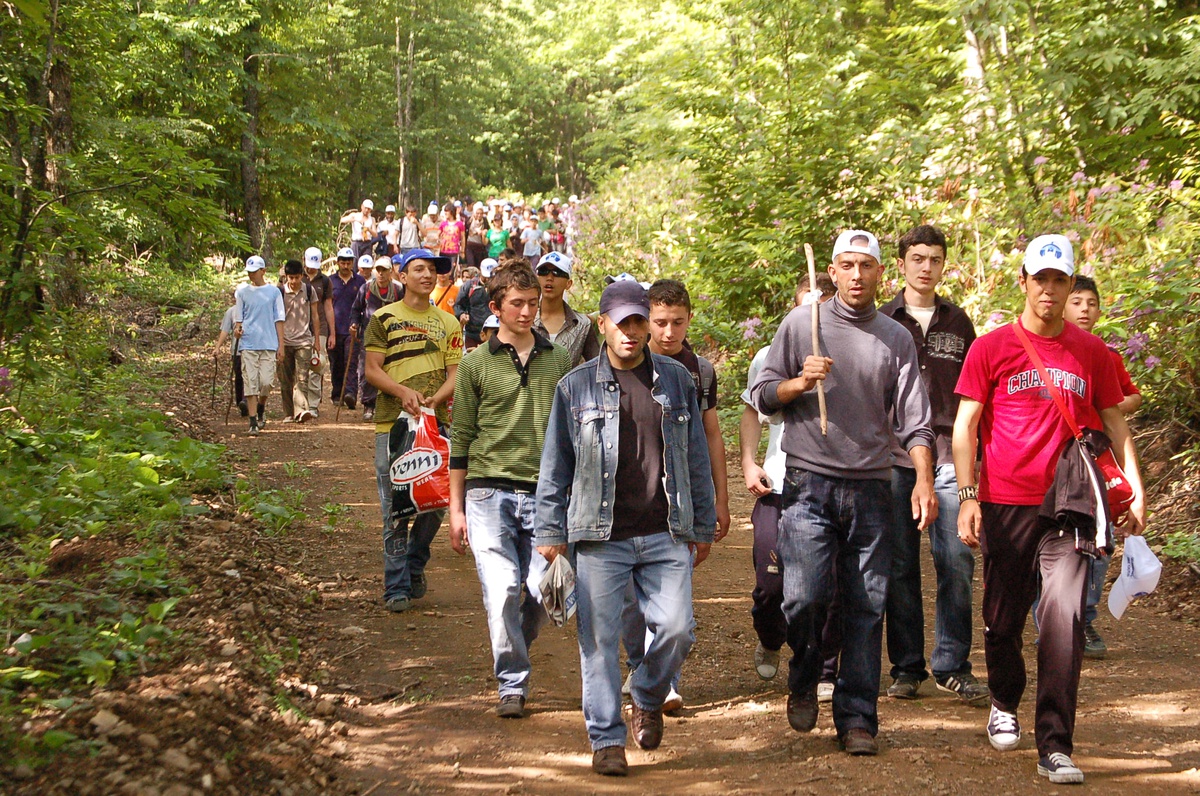 Geleneksel Keremali Dağı Zirve Yürüyüşü Yapıldı
