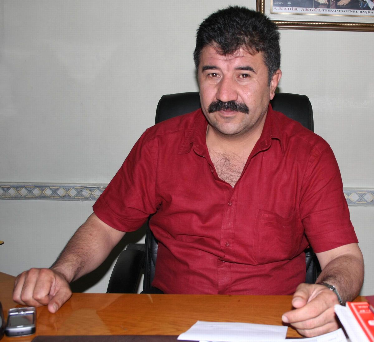 Esnaf, Borcunu Borçla Kapatmaya Çalışıyor