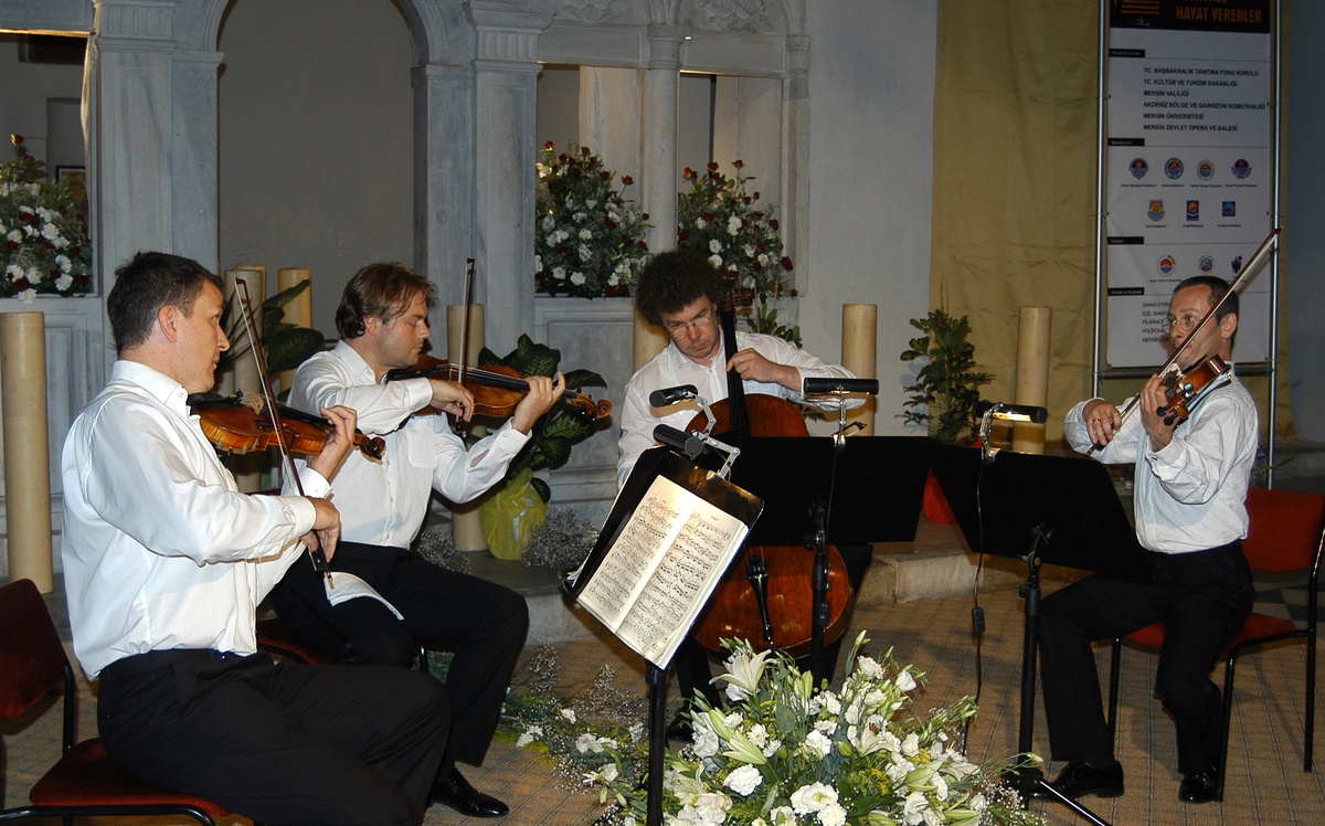 Leıpzıg Yaylı Çalgılar Dörtlüsü'nden Kilisede Konser