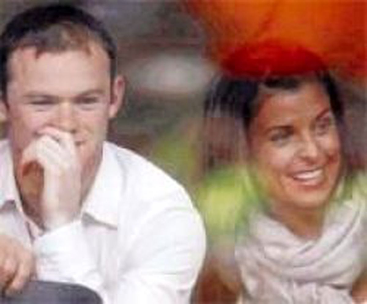 Rooney Evleniyor