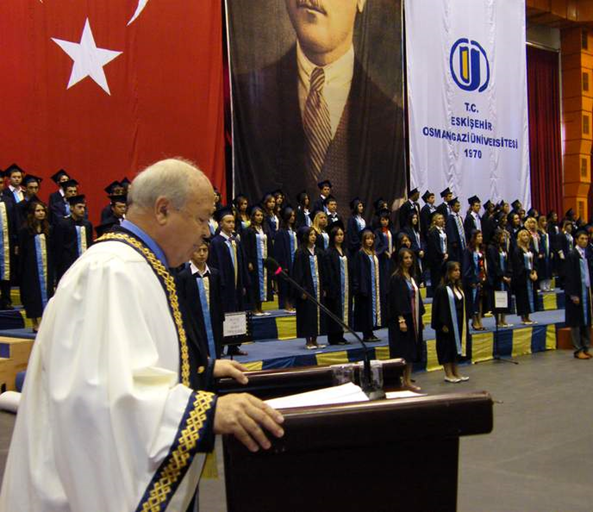 Shmyo Mezunlarına Törenle Diplomaları Verildi