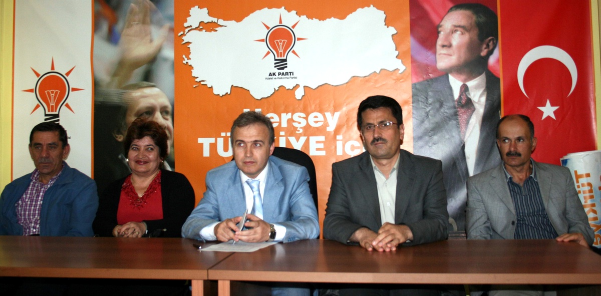 AK Parti Zonguldak İl Yönetimi Çalışmaları Değerlendirdi
