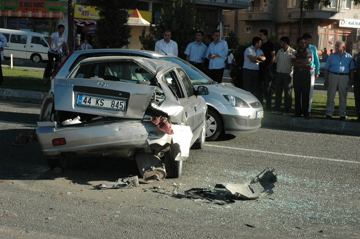Malatya'da Zincirleme Trafik Kazası