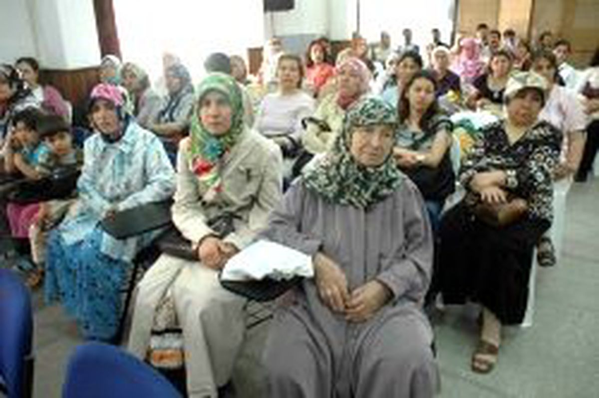 70 Yaşında Okuma Yazmayı Öğrendiler