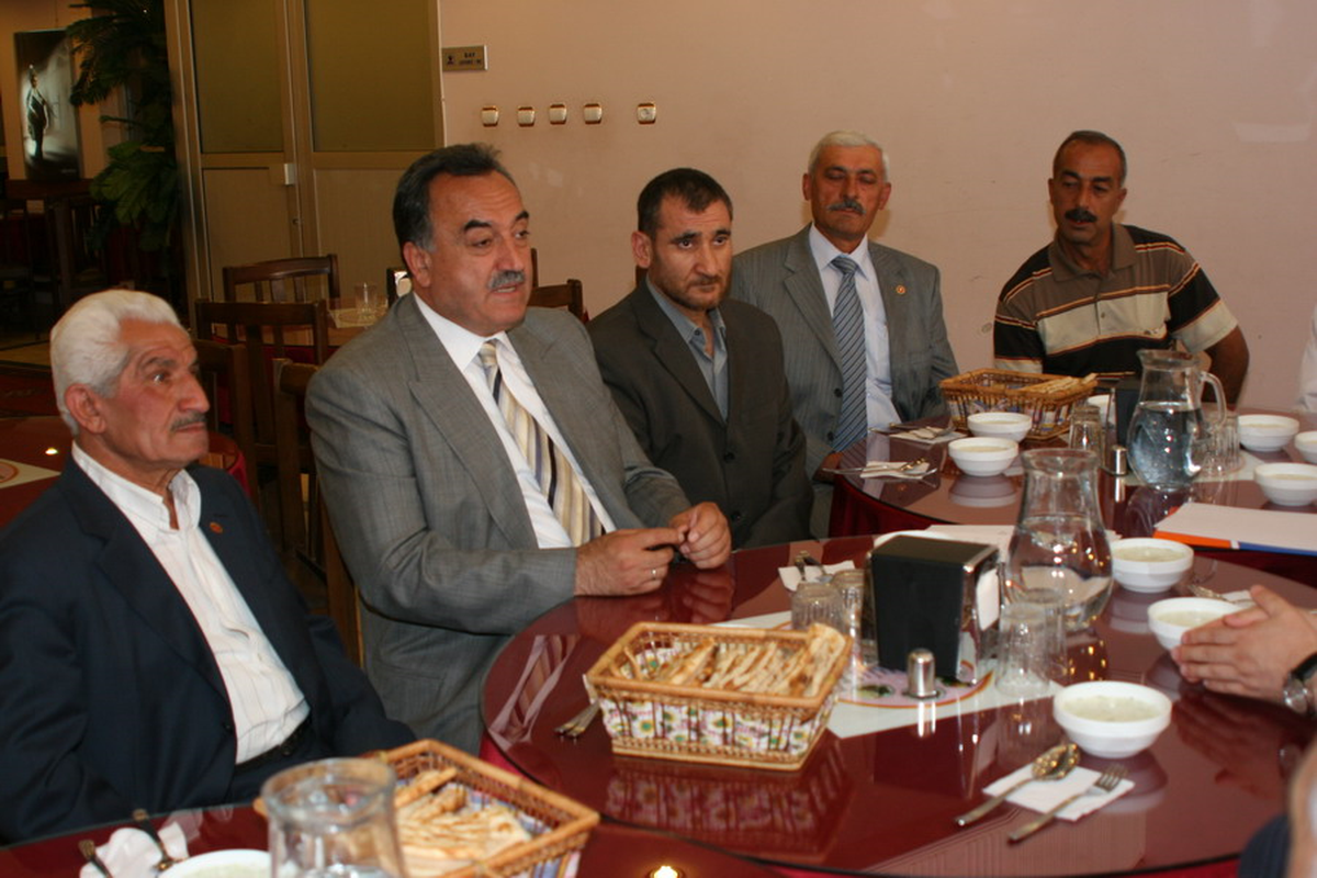 Başkan Akın, Mahalle Gezisinde