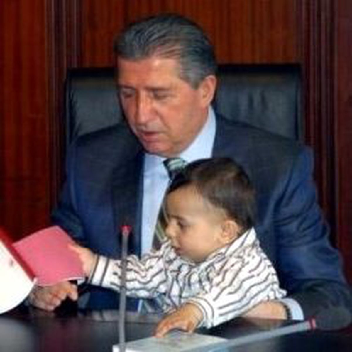 Meclis'te İki Toptan