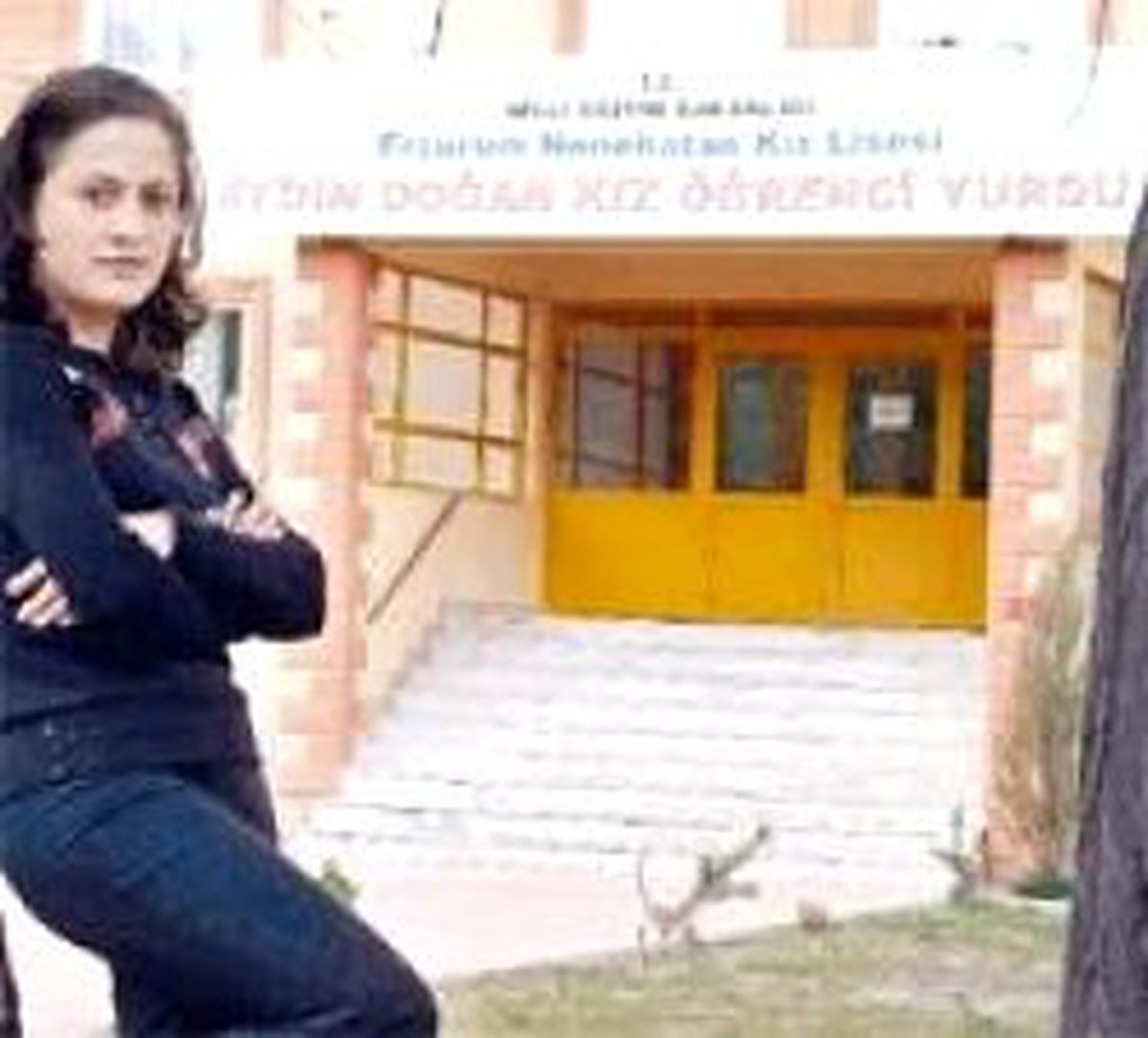 Köyün Lise Mezunu İlk Kızı