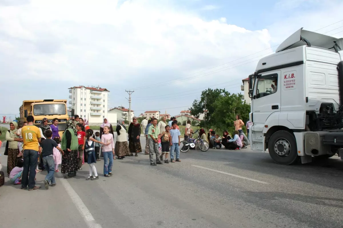 Vatandaşlardan Yaya Geçidi Eylemi