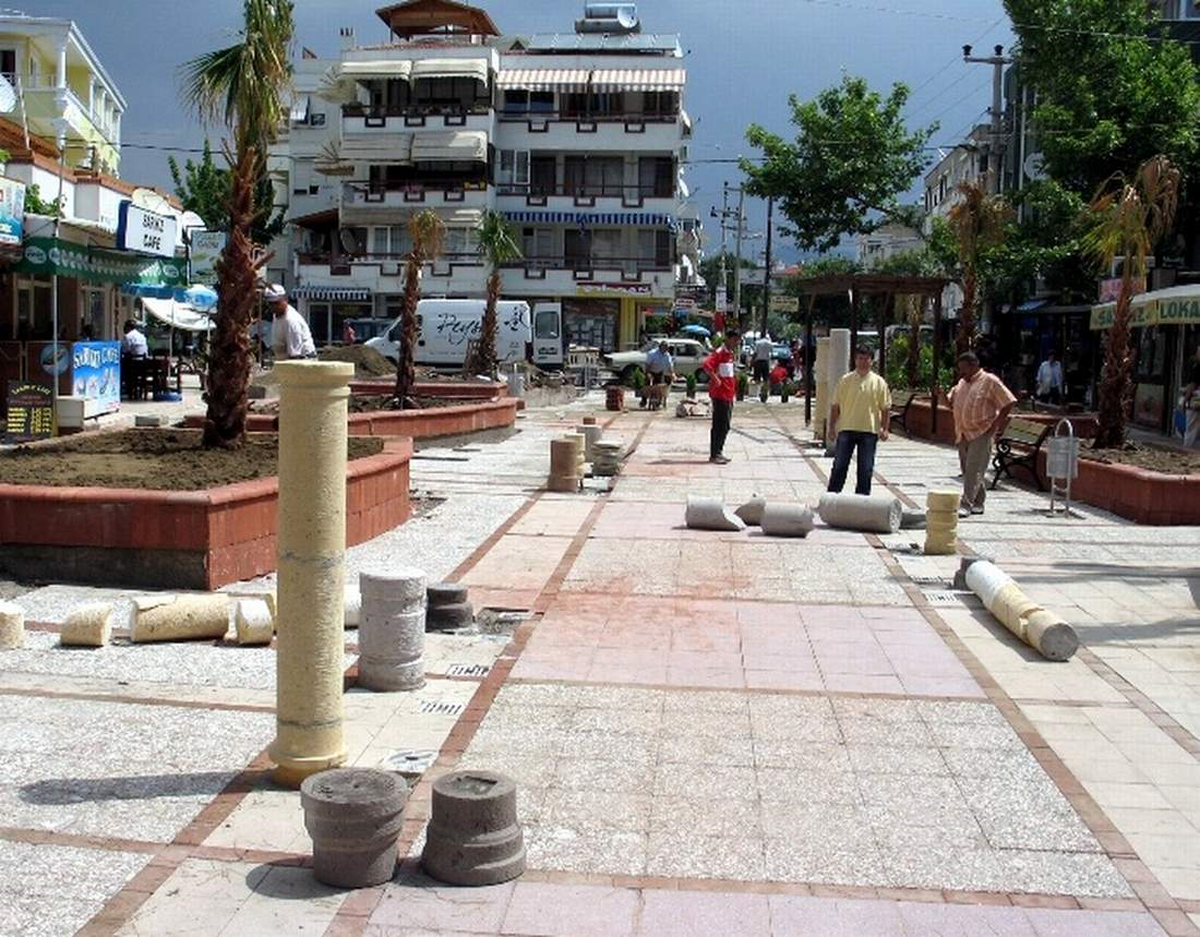 Akçay Sarıkız Parkı'na Çirkin Saldırı