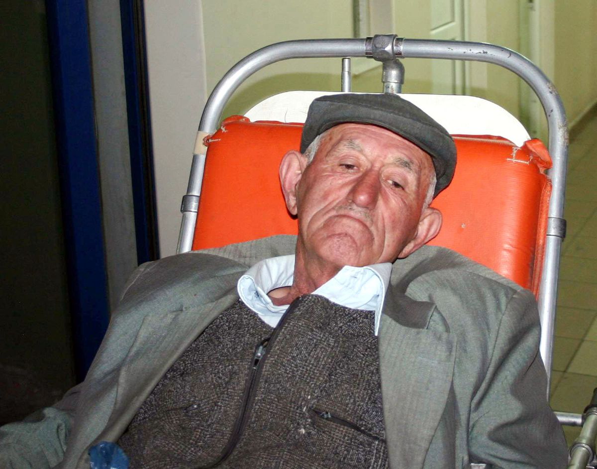 5 Kişiyi Kene Isırdı