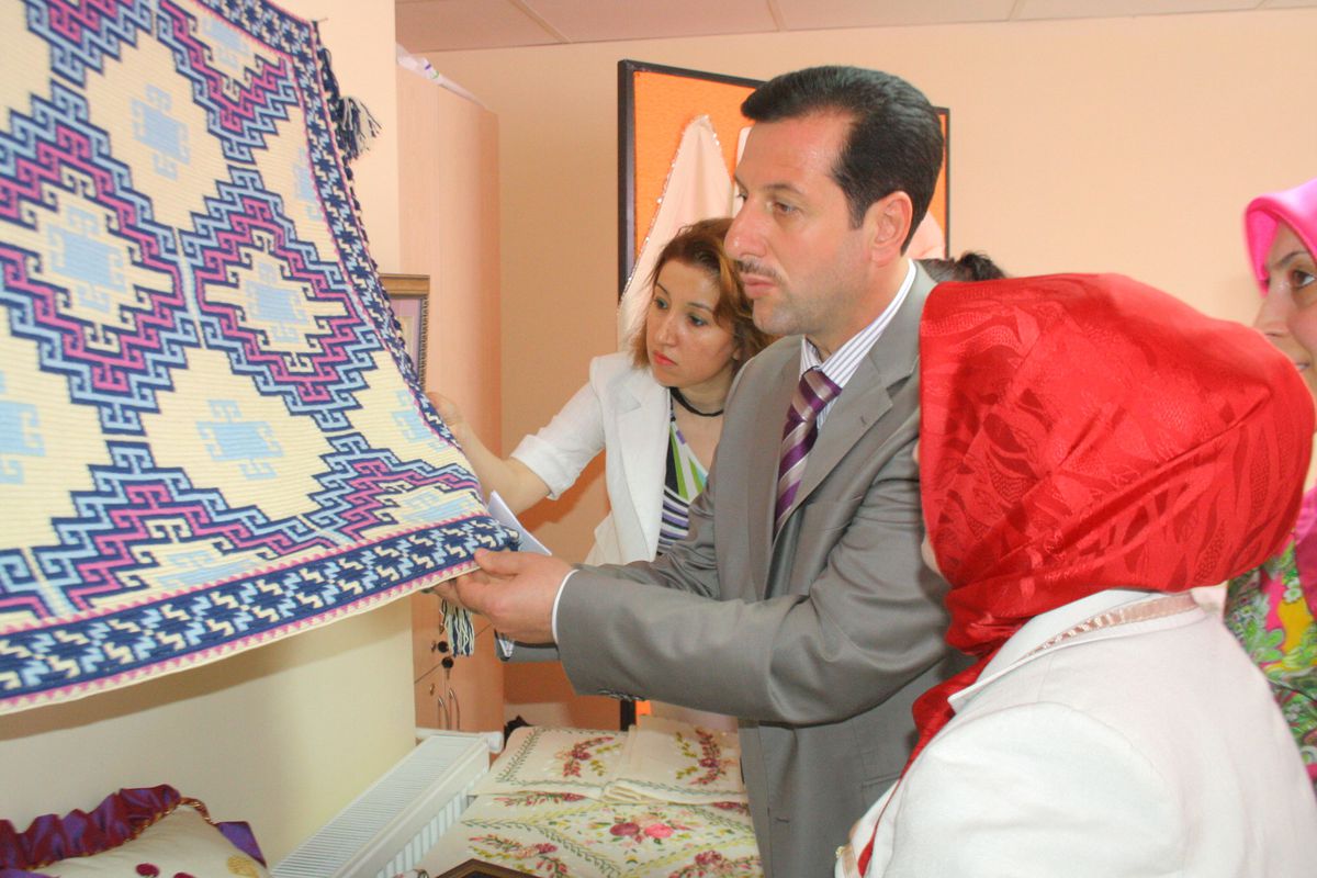Hanımlar Lokal'inde Karma Sergi