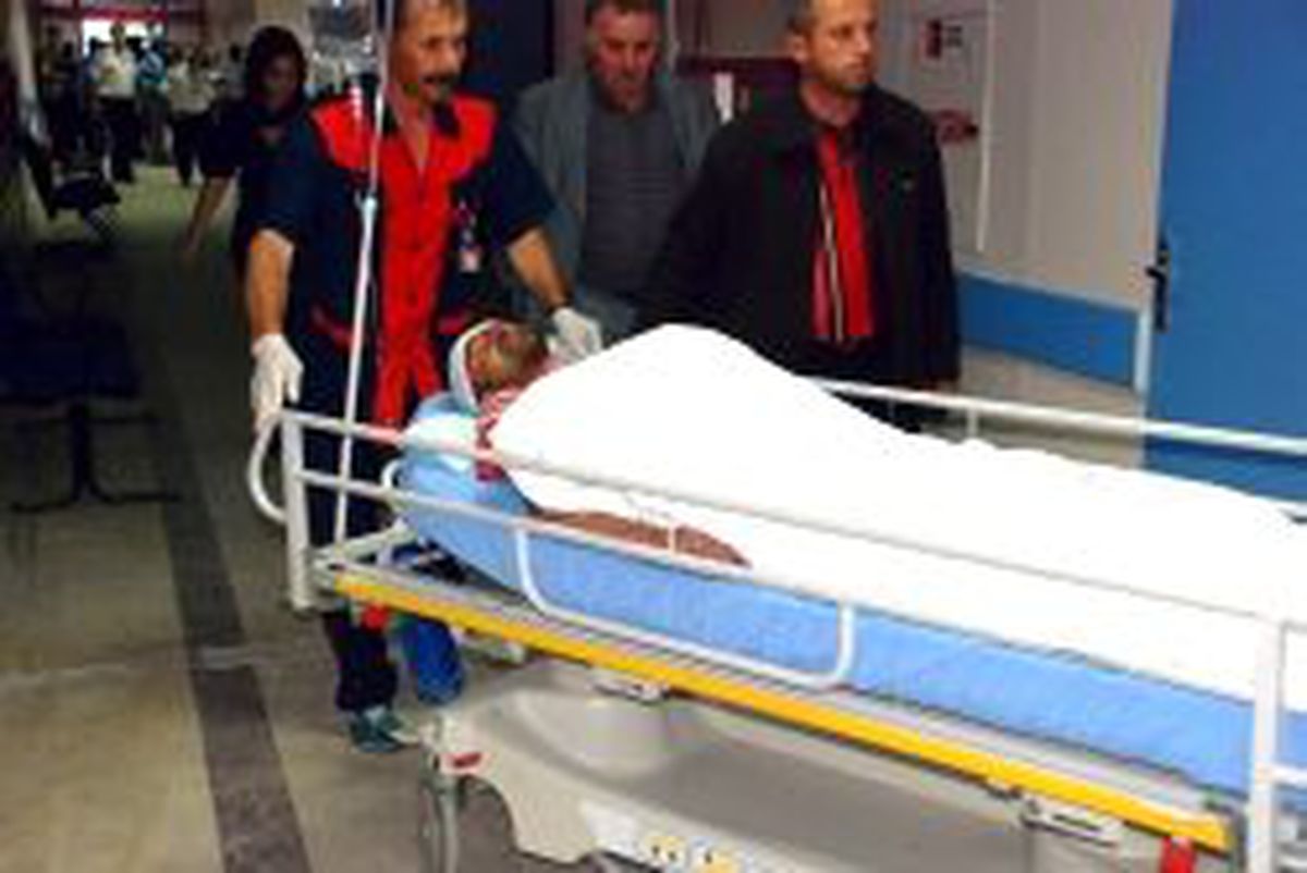 Ordu'da Kafasına Taş Düşen Şahıs Ağır Yaralandı