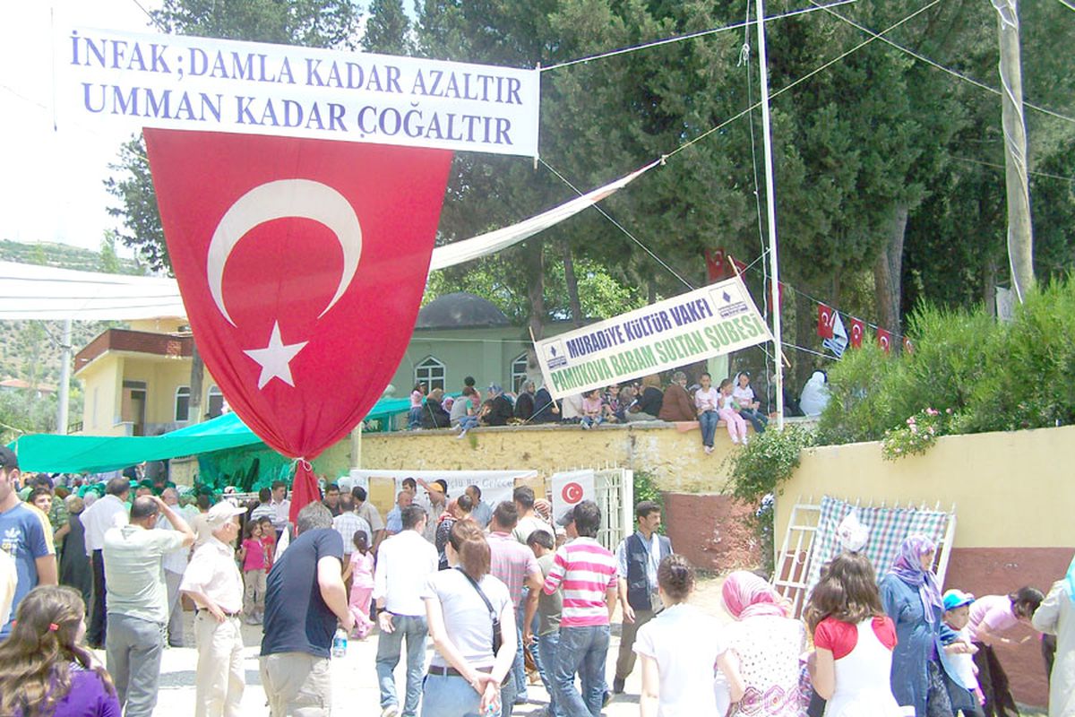 Pamukova'da Babam Sultan Anma Günü Yapıldı