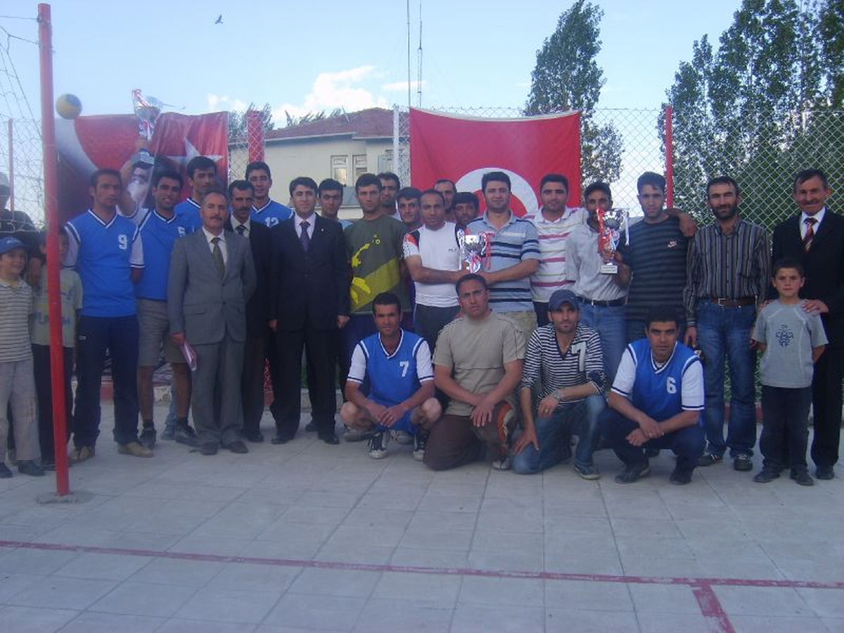 Voleybol Turnuvası Sonuçlandı