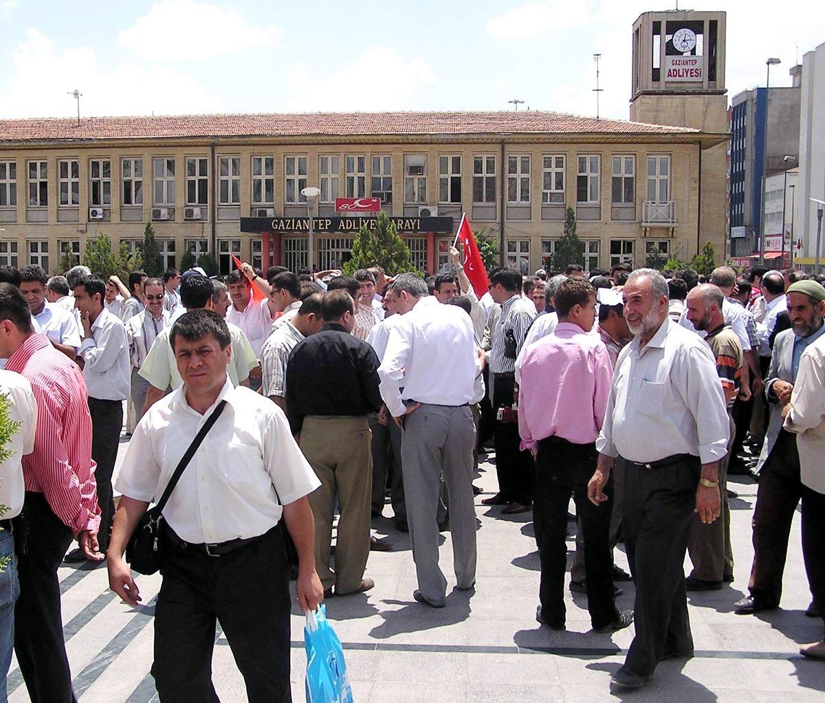 Başörtüsü Kararı Gaziantep'te Protesto Edildi