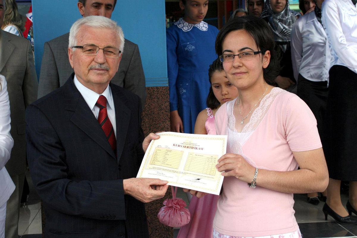El Emeği Göz Nuru Ürünlerini Sergilediler
