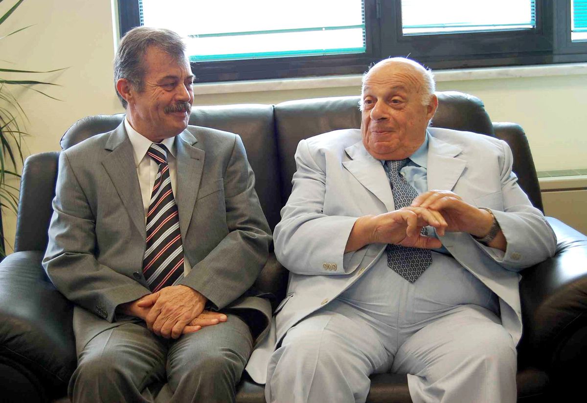 Denktaş Balıkesir'de