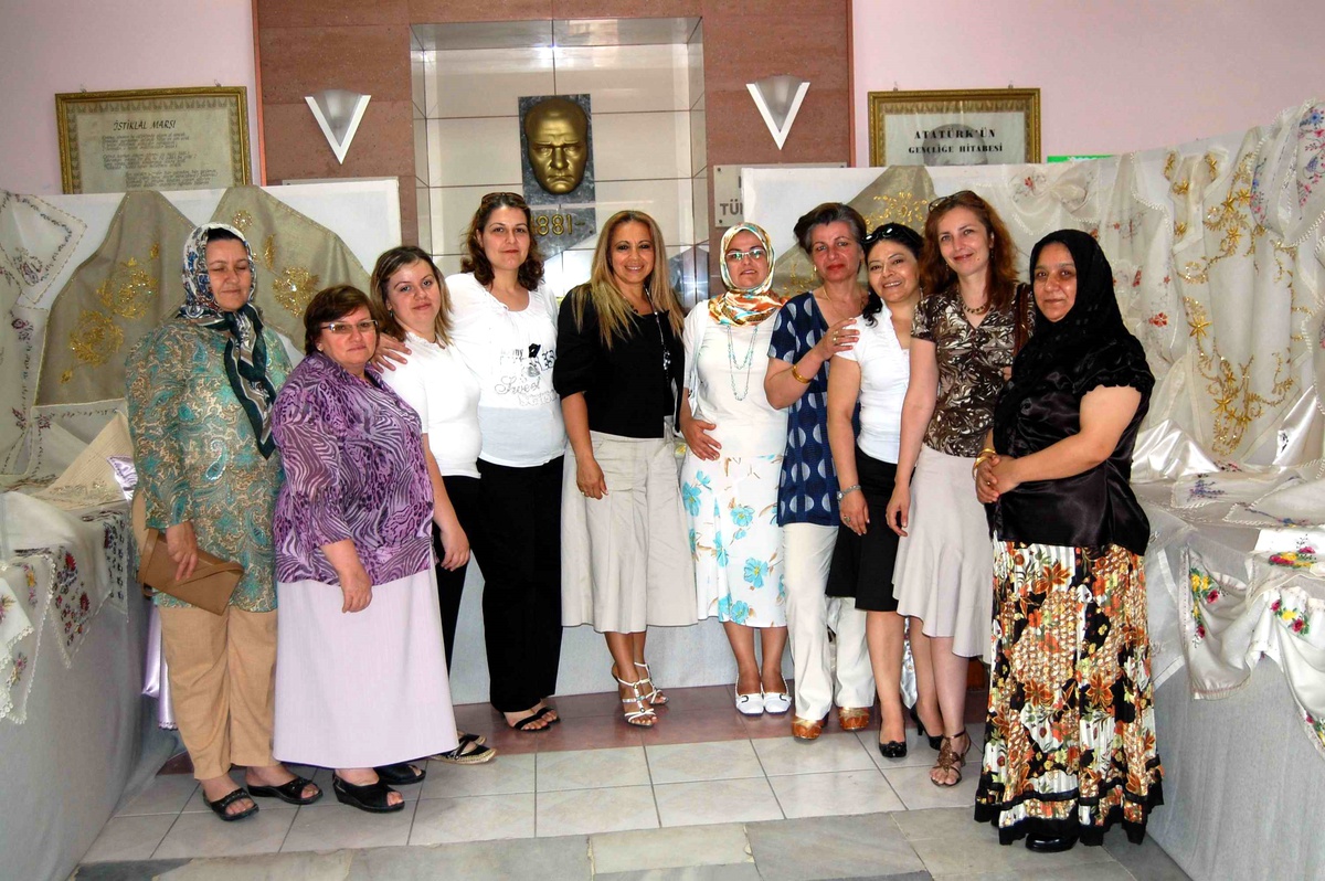 Öğrenciler Kendi Diktikleri Giysileri Kendileri Sergiledi