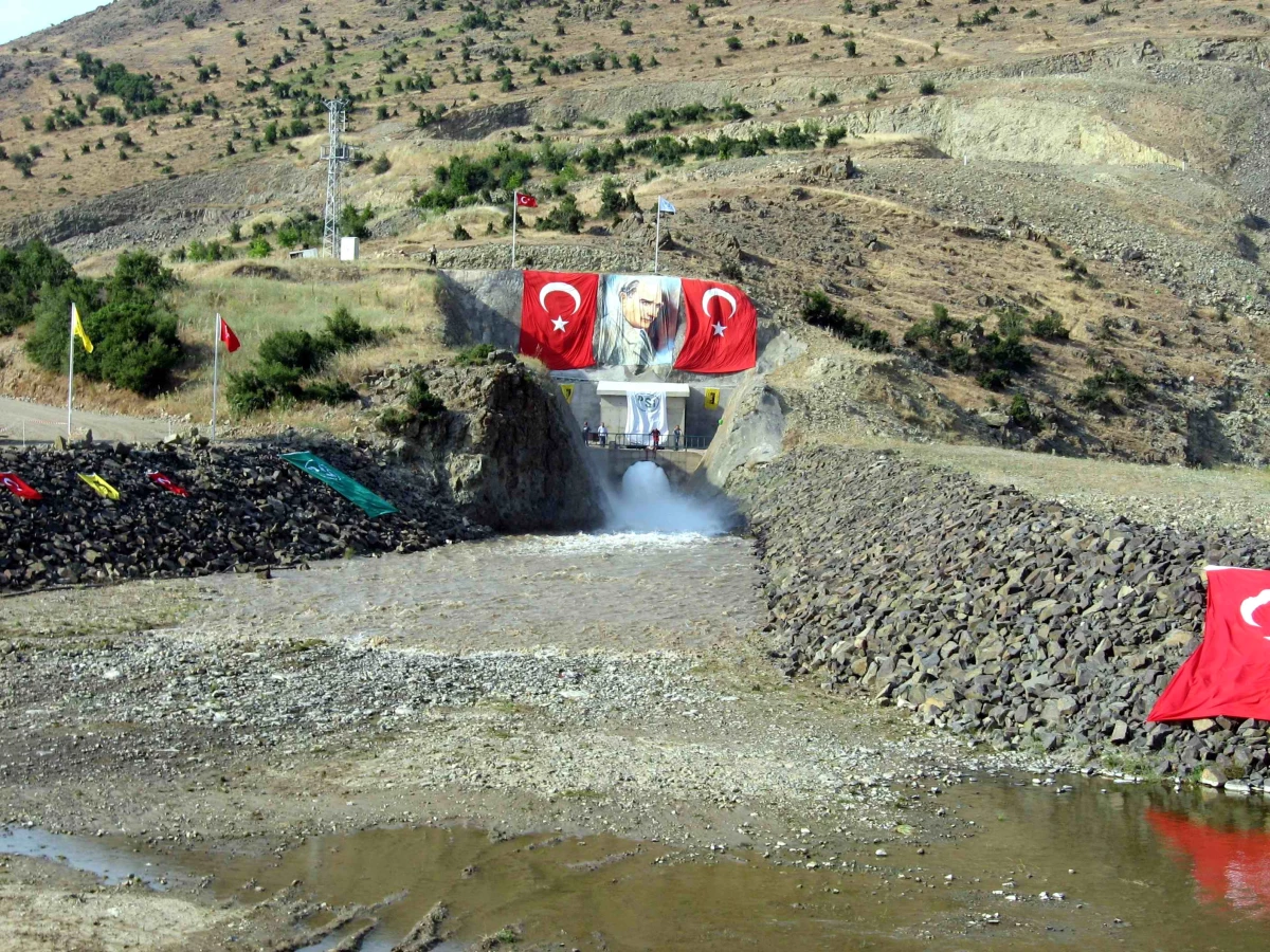 Çanakkale\'de Umurbey ve Ayvacık Barajı Törenle Hizmete Girdi