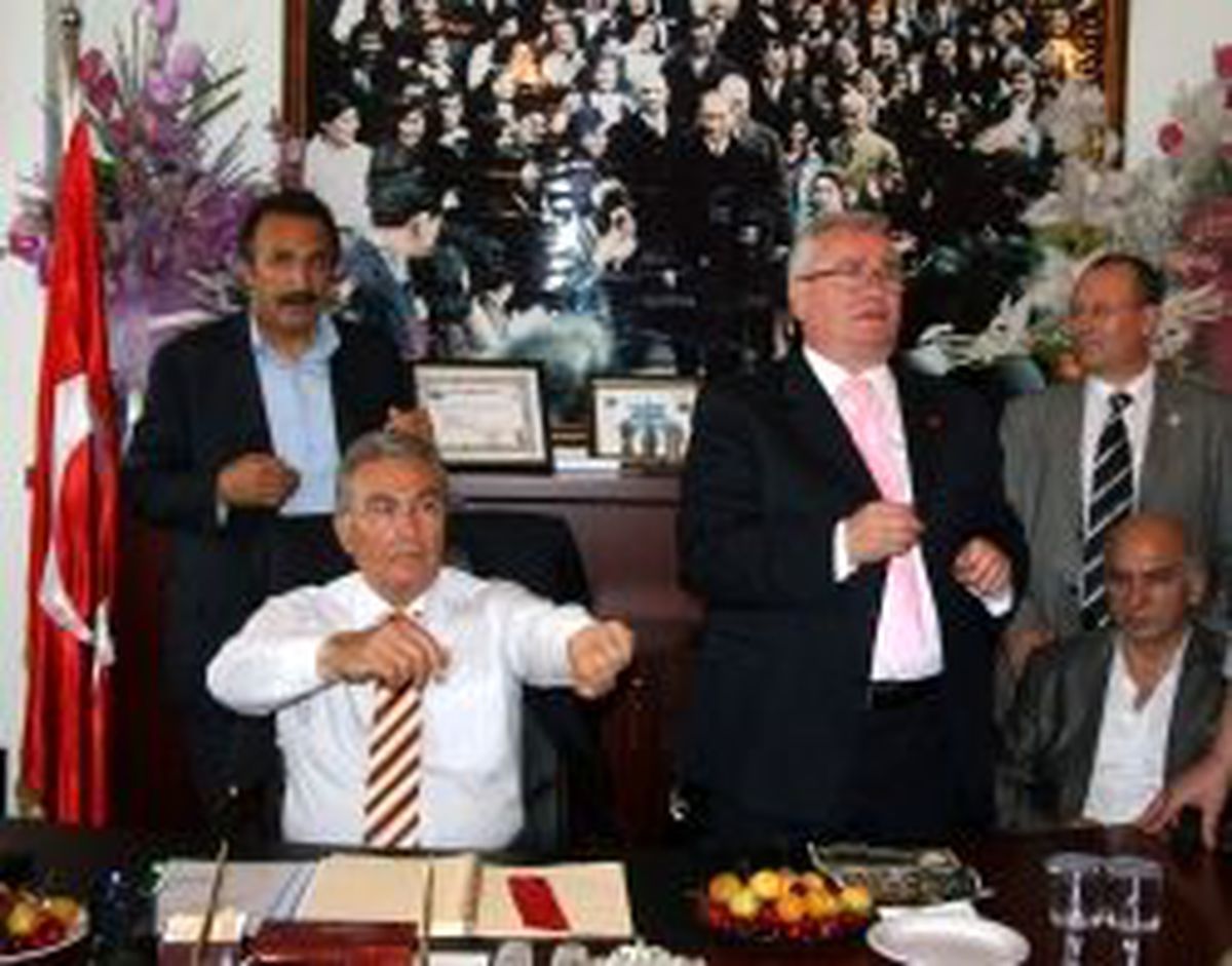 CHP Lideri Baykal Partisinin Kocaeli İl Binasını Açtı
