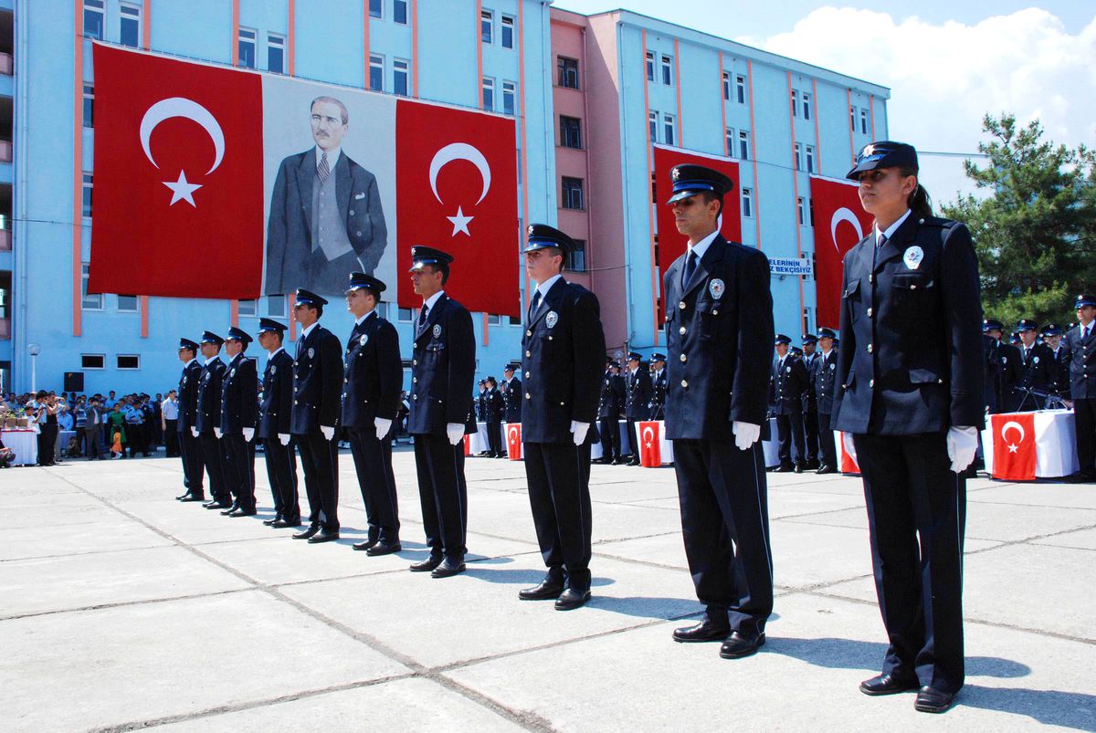 Polis Teşkilatına Taze Kan