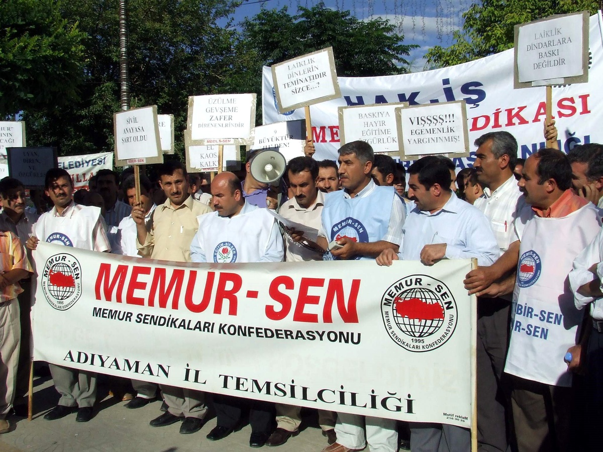 Sivil Toplum Kuruluşları ve Siyasi Partiler Sivil Anayasa İstedi