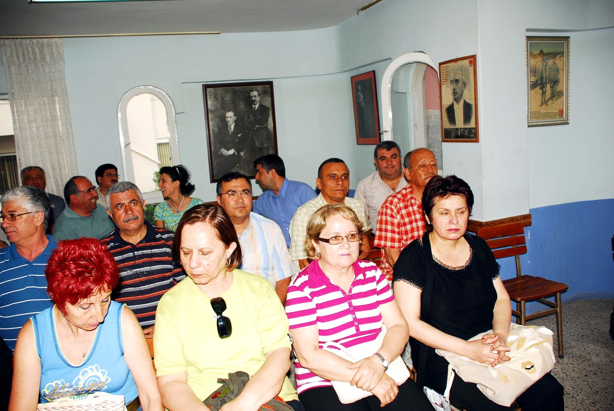 CHP'li Meclis Üyelerinden Basın Açıklaması