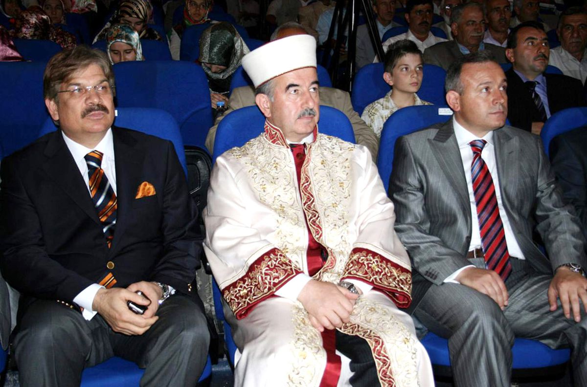 Diyanet İşleri Başkanı Bardakoğlu Batman'da Din Adamlarıyla Biraraya Geldi