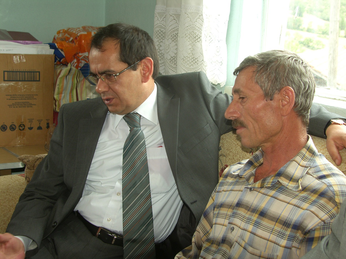 Milletvekili Demir, Şehit Ailesini Ziyaret Etti