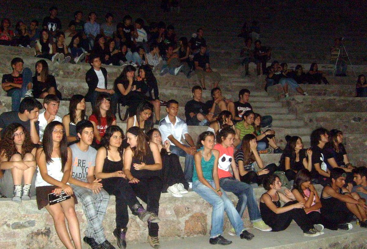 Ayvalık'ta Gençlik Şöleni