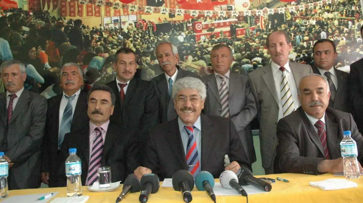 Dp Kayseri İl ve İlçe Teşkilatlarından Toplu İstifa