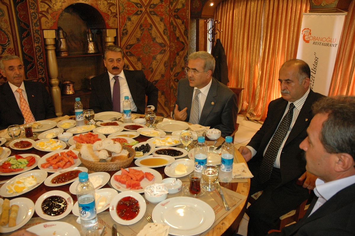 Esnaf Temsilcileri Sorunlarını Milletvekili Fındıklıya Anlattılar