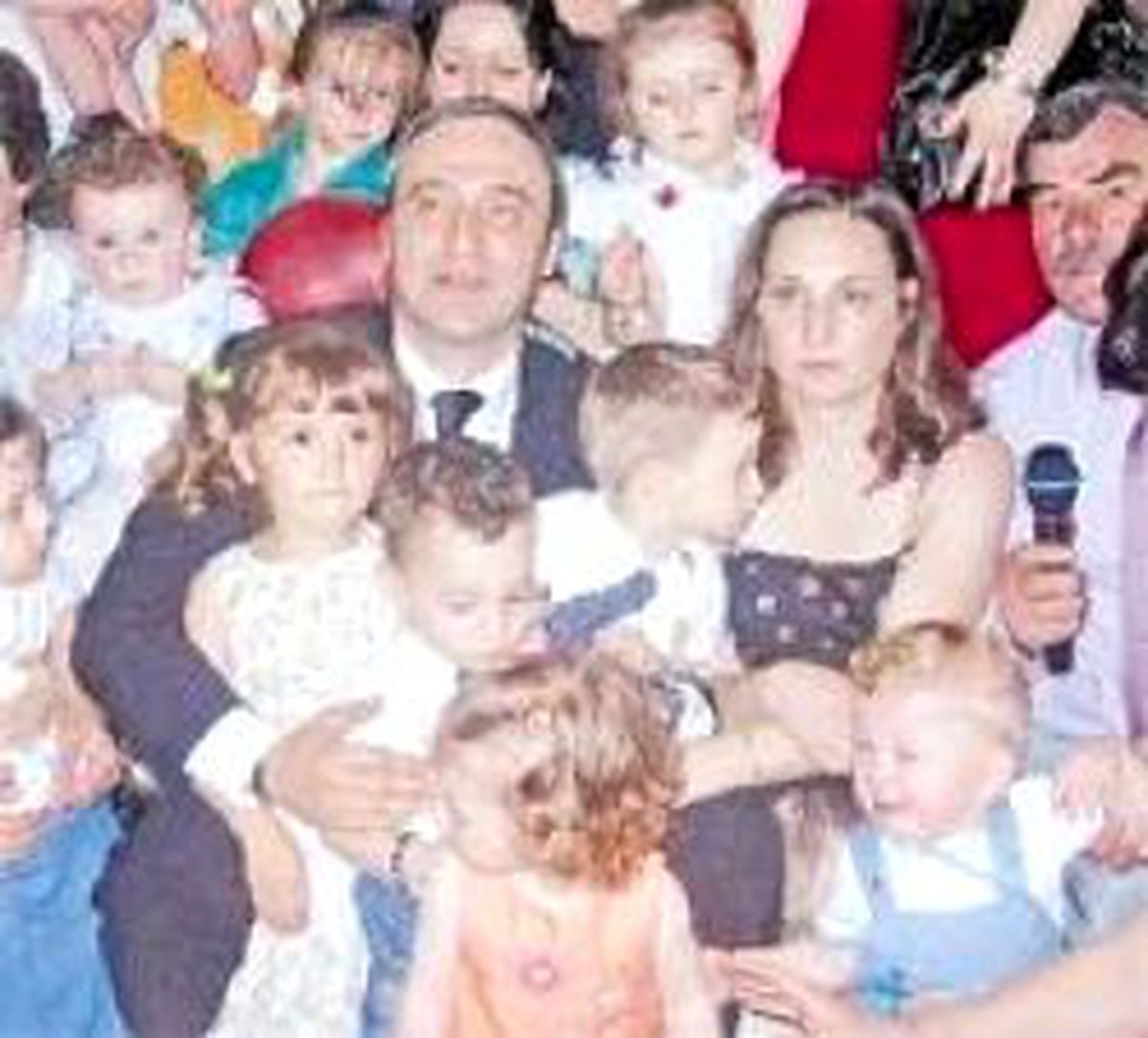 Kosovalı Tüp Bebeklere Parti