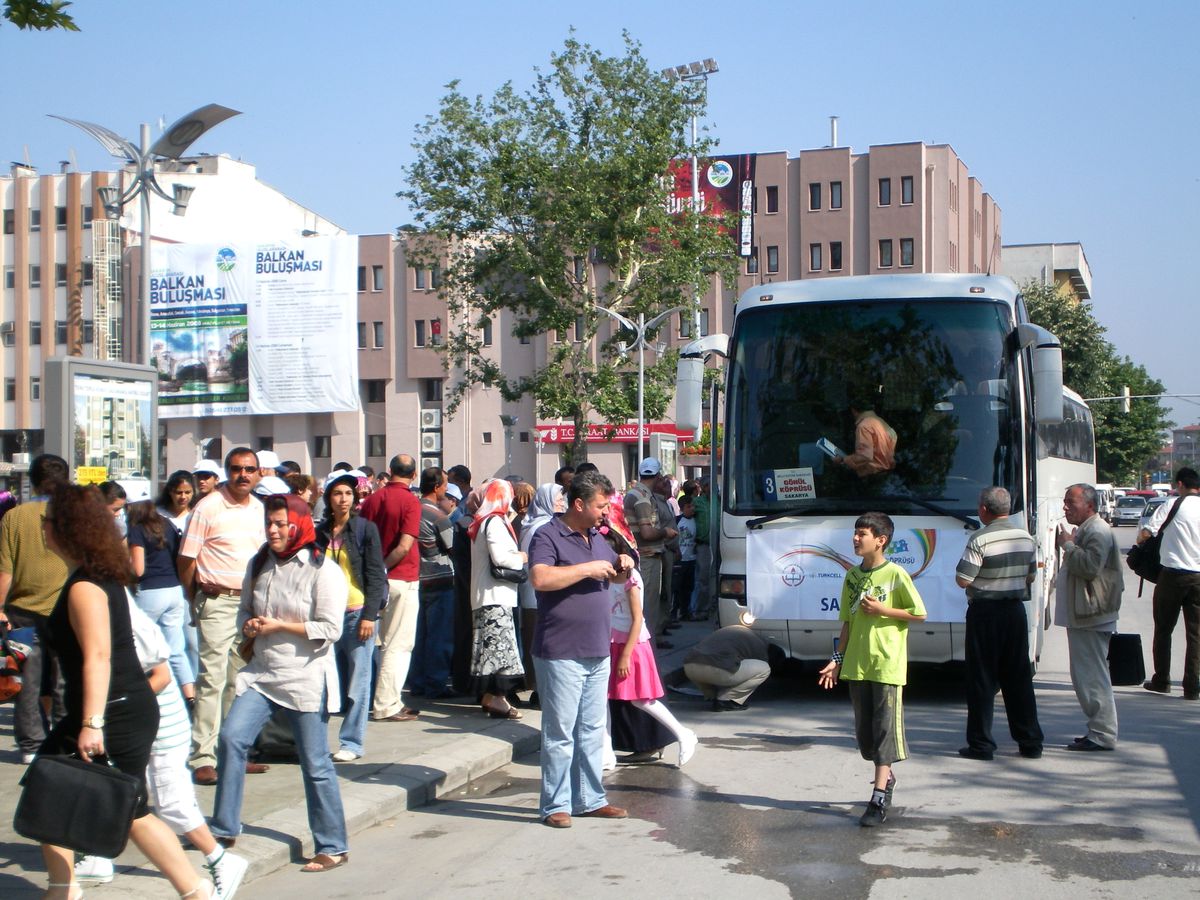 Öğrenciler Şanlıurfa\'ya Uğurlandı