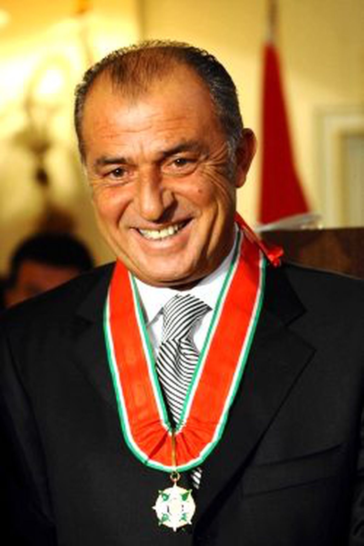 Terim İtalya\'ya Göz Kırptı