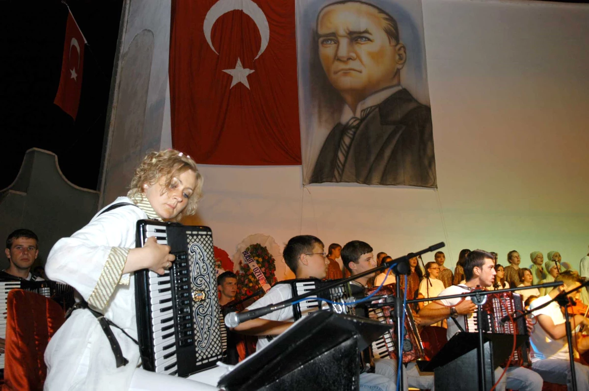 Bosna-hersek Fatih Sultan Mehmet Korosu Konseri Büyük İlgi Gördü