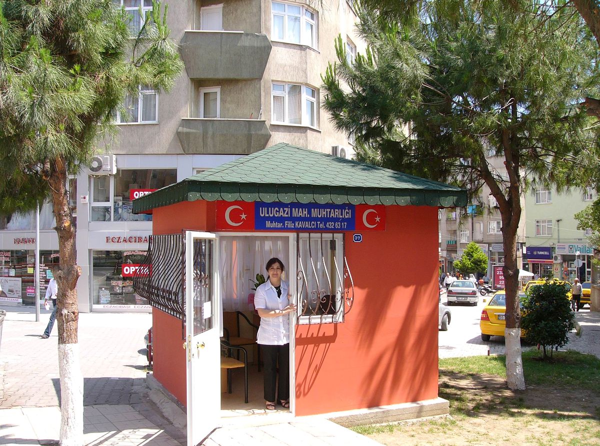 İlkadım Belediyesi'nden Bayan Muhtara Büro Jesti