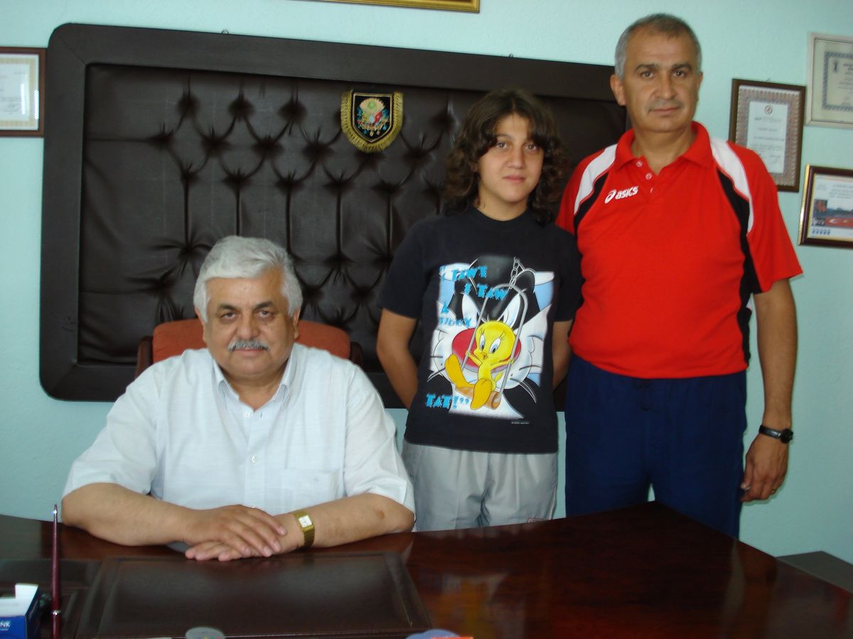 Şampiyon Koşucunun Hedefi, Milli Formayı Giymek
