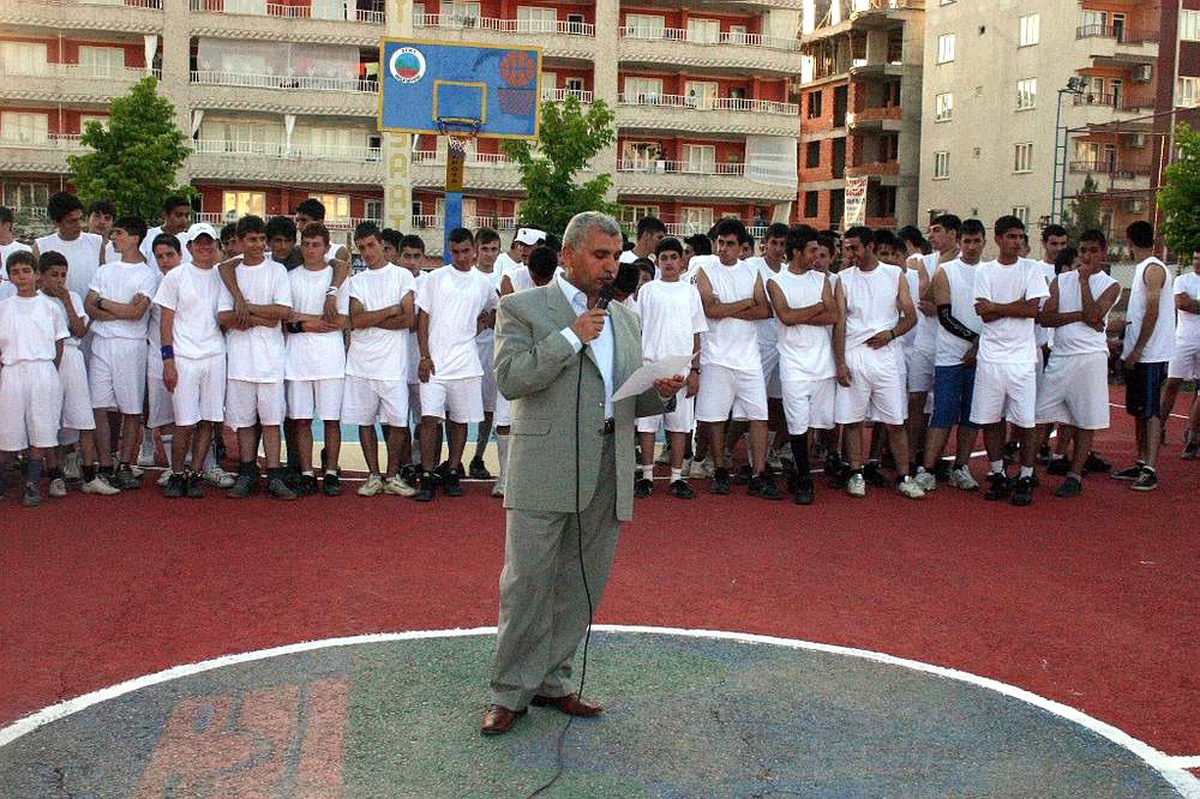 Siirt Belediyesi'nin Düzenlemiş Olduğu 'Strett Bal Şöleni' Başladı