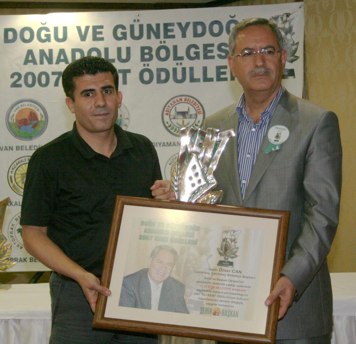 Başkan Ömer Can, Yılın En Başarılı İlçe Belediye Başkanı Seçildi