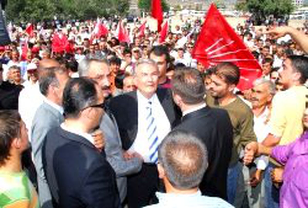 CHP Lideri Baykal Antalya'da